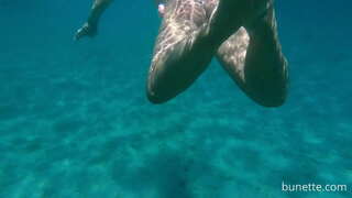 ���ែលទឹកជាមួយរបស់ខ្ញុំរឿវិធីជំនួយនៅក្នុងមហាសមុទ្រ