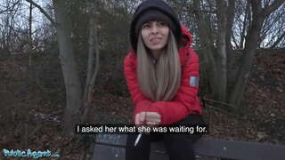 Public Agent vreemdgaan vrouw gaat en neukt een vreemdeling