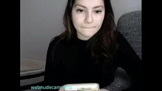 ���ಾದಕ ಹುಡುಗಿ ಫ್ಲಾಶ್ ಸ್ತನಗಳನ್ನು webnudecam.com